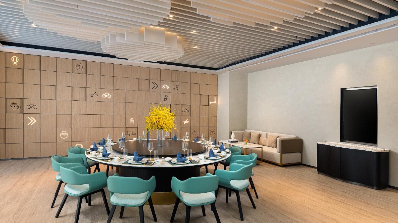 Holiday Inn Pudong Airport Shanghai China 