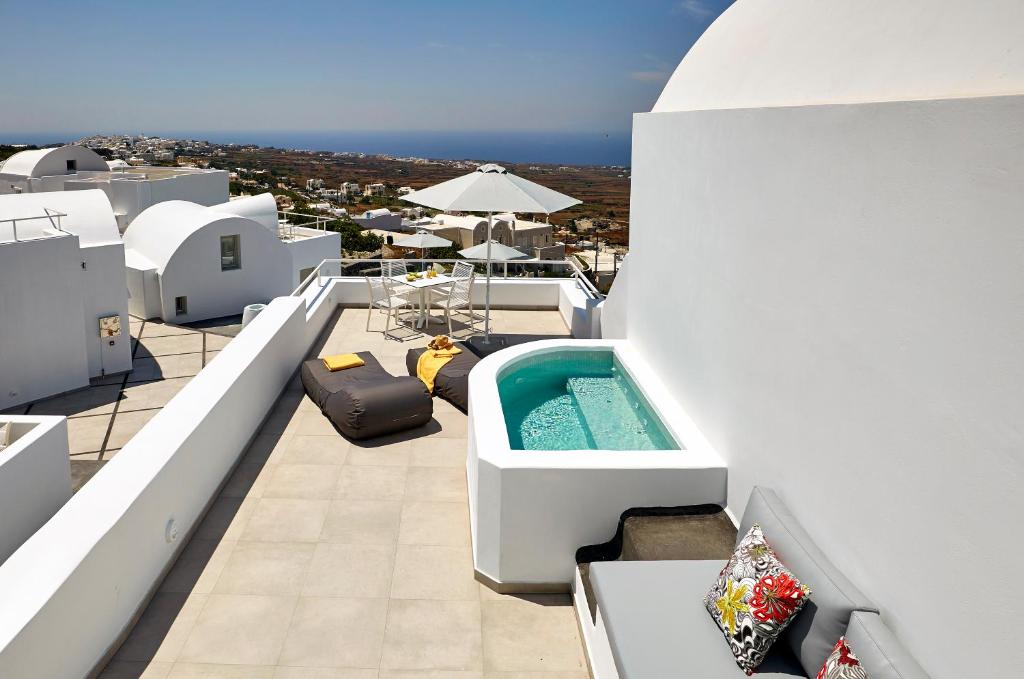 Aperanto Suites 
