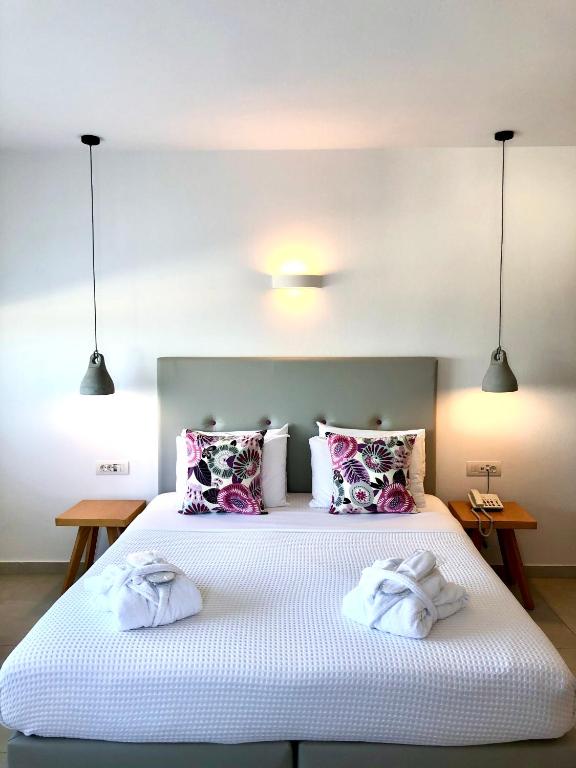 Aperanto Suites 