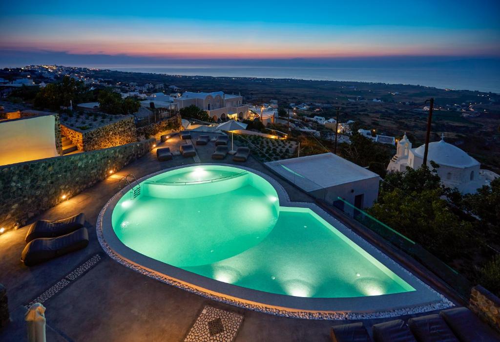 Aperanto Suites 