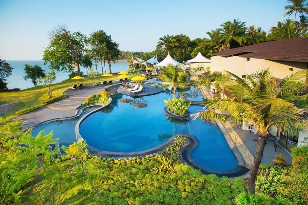 The ShellSea Krabi I Luxury Beach Resort & Pool Villas
