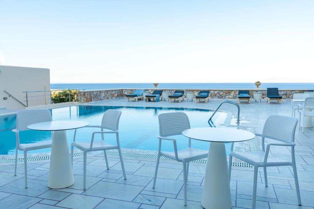Epavlis Hotel & Spa 