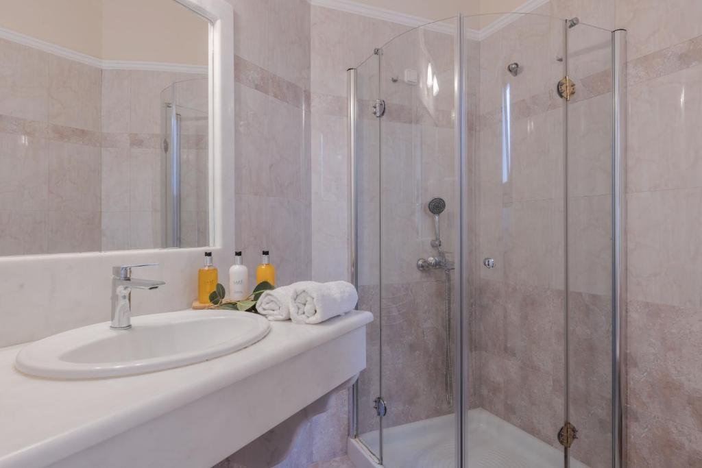 Epavlis Hotel & Spa 