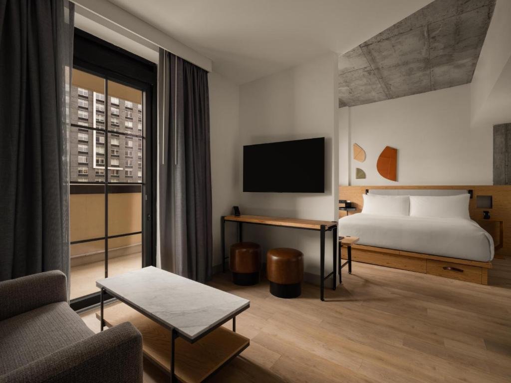 Hotel 38 New York City, Tapestry Collection by Hilton 
