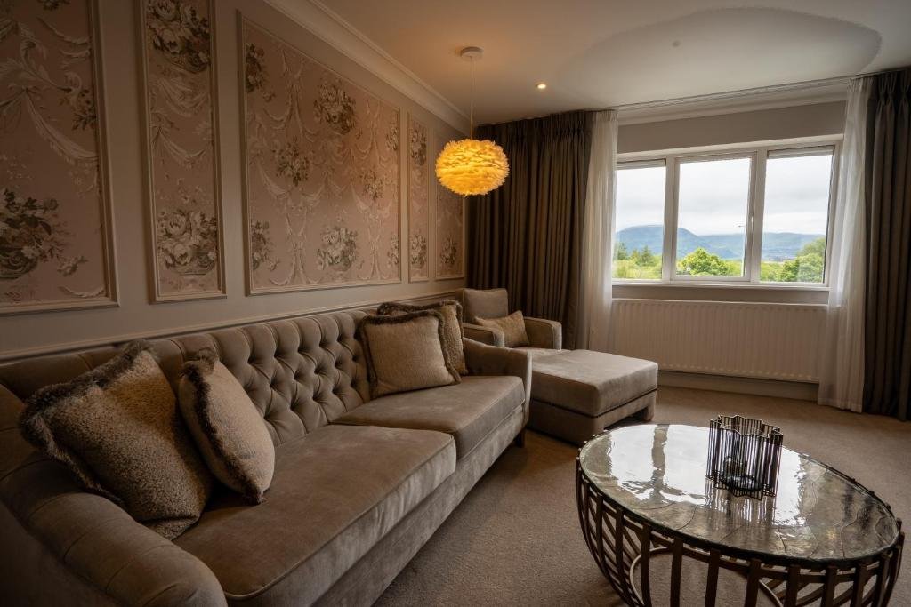Killarney Oaks Hotel Ireland 