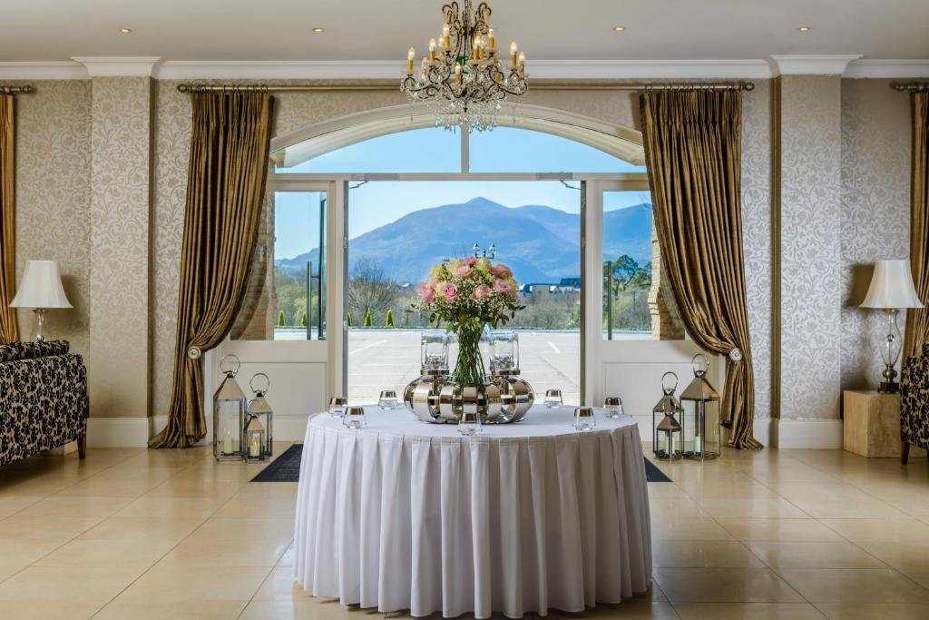 Killarney Oaks Hotel Ireland 