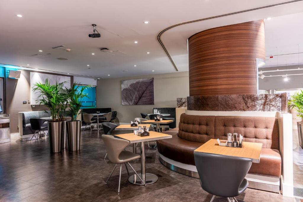 Premier Inn Abu Dhabi Airport Business Park